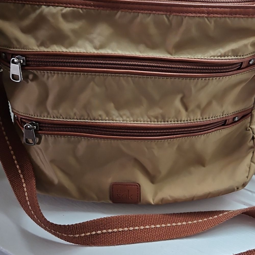 The Sak Crossbody Handbag - Picture 3 of 10